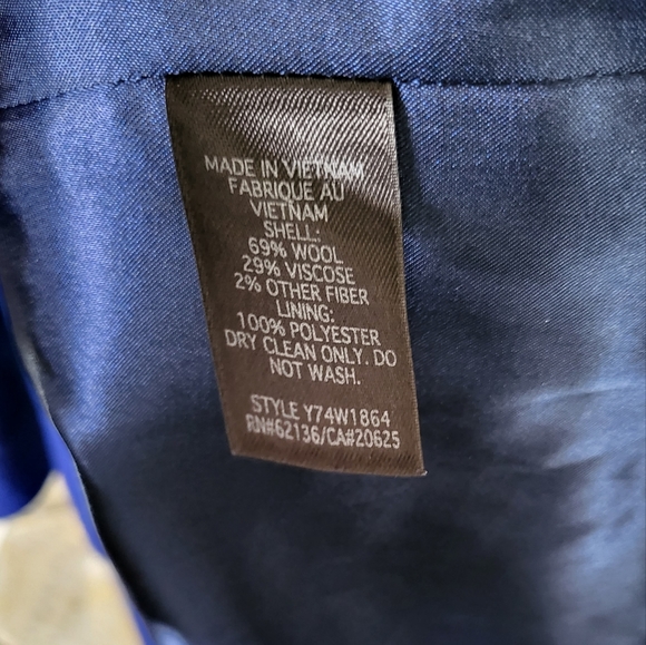 Guess double breasted wool lined coat size Medium - Picture 5 of 6